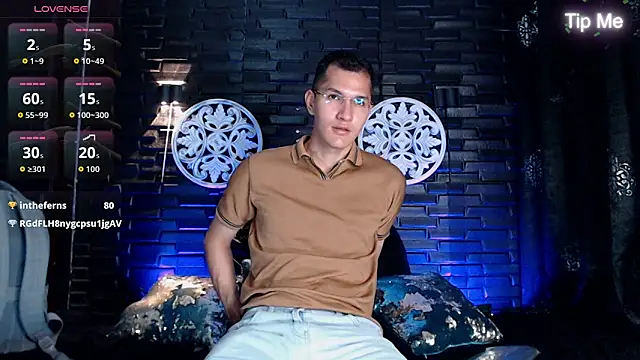 MilanDavid1 online show from 04-14-26, 05:40