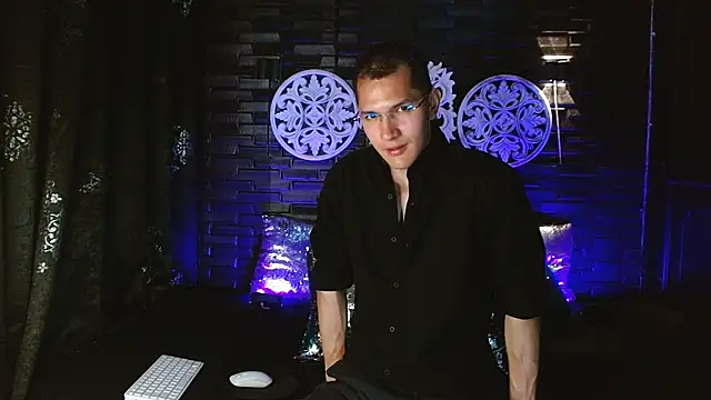 MilanDavid1 online show from 03-27-26, 05:47