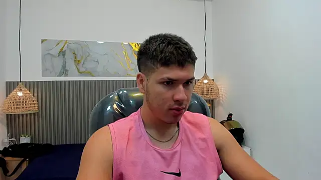Snapshot of AlessandroFranco chatting on 07-16-26, 12:46 AlessandroFranco online show from 07-16-26, 12:46