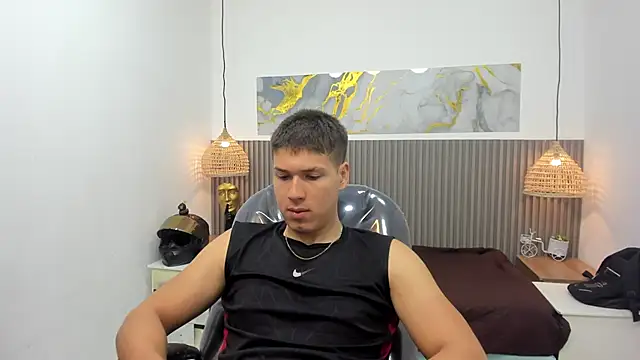 Snapshot of AlessandroFranco chatting on 05-12-26, 01:28 AlessandroFranco online show from 05-12-26, 01:28