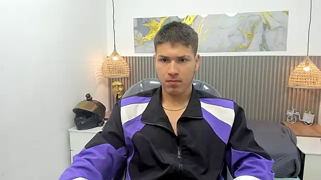 AlessandroFranco online show from 04-30-26, 01:18