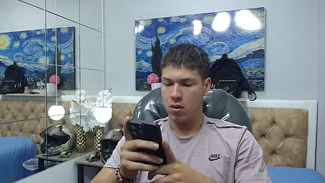 Snapshot of AlessandroFranco chatting on 06-04-26, 01:38 AlessandroFranco online show from 06-04-26, 01:38