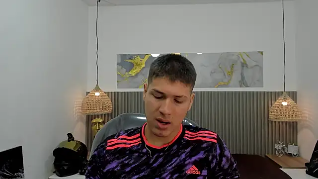 AlessandroFranco online show from 04-24-26, 01:24