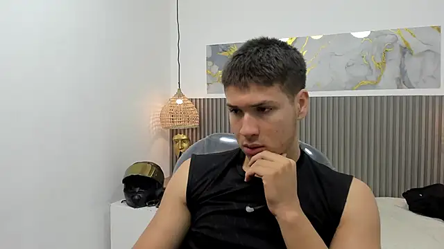 AlessandroFranco online show from 04-10-26, 01:40