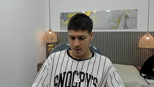 AlessandroFranco online show from 04-09-26, 01:28