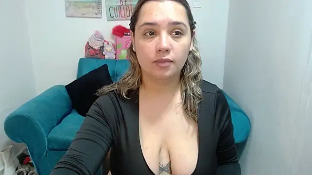 Snapshot of veronicaparkersex chatting on 05-11-26, 12:28 veronicaparkersex online show from 05-11-26, 12:28