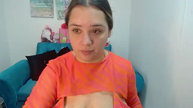 Snapshot of veronicaparkersex chatting on 05-25-26, 12:26 veronicaparkersex online show from 05-25-26, 12:26