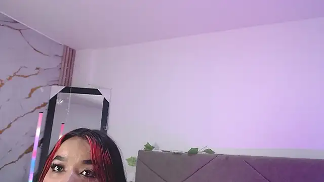 Snapshot of Disyamil_Pineda chatting on 05-16-26, 10:36 Disyamil Pineda online show from 05-16-26, 10:36