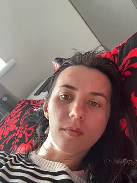 Oliviyaa kiss  online show from 03-12-26, 01:59