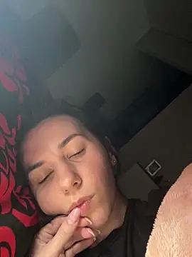 Oliviyaa kiss  online show from 03-11-26, 11:10