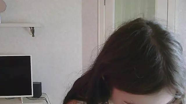 Snapshot of SaltedCaramely chatting on 06-25-26, 09:25 SaltedCaramely online show from 06-25-26, 09:25