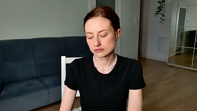 Snapshot of Dorimena chatting on 06-12-26, 05:05 Dorimena online show from 06-12-26, 05:05