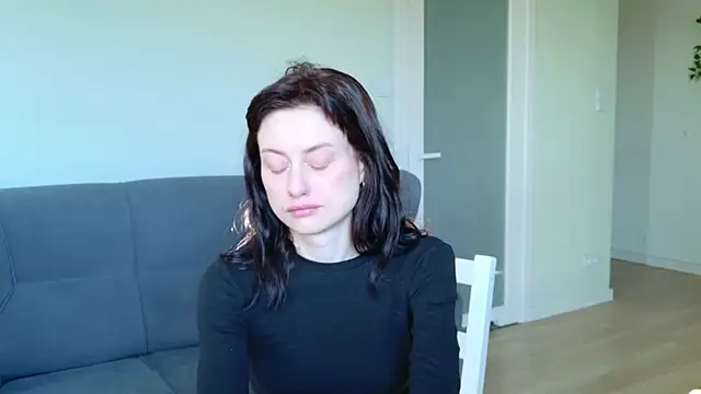 Snapshot of Dorimena chatting on 06-25-26, 04:54 Dorimena online show from 06-25-26, 04:54