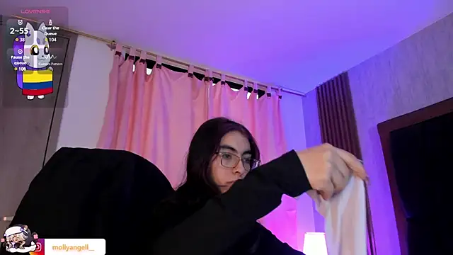 Molly A online show from 06-27-26, 02:45