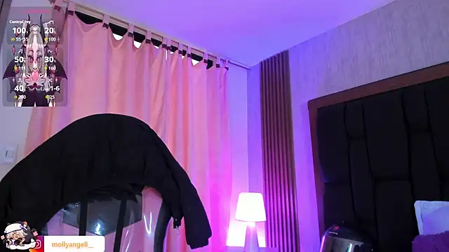 Molly A online show from 06-30-26, 02:39