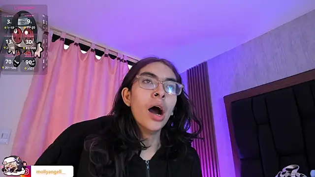 Molly A online show from 06-26-26, 03:07