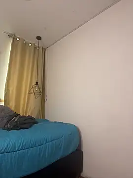 zoe  baker online show from 04-06-26, 02:40