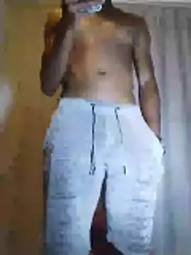 Snapshot of TreySavvy chatting on 05-25-26, 08:51 TreySavvy online show from 05-25-26, 08:51