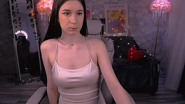 EmyHarrington online show from 03-18-26, 12:51