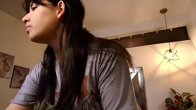 Snapshot of Liily_Foxxy chatting on 07-17-26, 11:07 Liily Foxxy online show from 07-17-26, 11:07