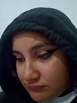 Liily Foxxy online show from 04-20-26, 10:51