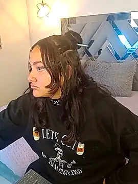 Liily Foxxy online show from 03-30-26, 10:50