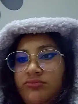 Liily Foxxy online show from 03-27-26, 10:49