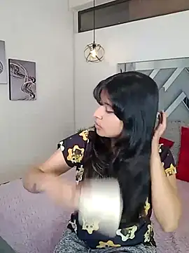 Snapshot of Liily_Foxxy chatting on 07-18-26, 11:08 Liily Foxxy online show from 07-18-26, 11:08