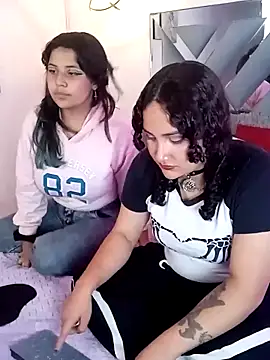 Liily Foxxy online show from 03-12-26, 11:36