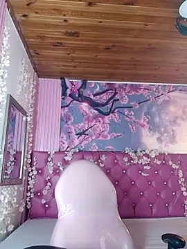 Snapshot of Kittylatina_ chatting on 04-28-26, 05:34 Kittylatina online show from 04-28-26, 05:34