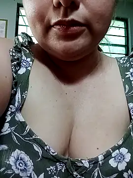 jennyyhottt online show from 05-01-26, 06:02