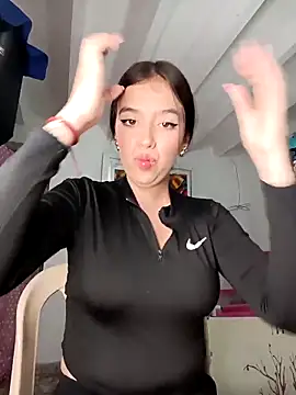 Kitty Loveee online show from 04-17-26, 08:44