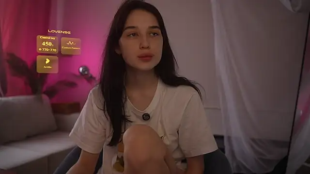 Snapshot of horneyjozy chatting on 05-18-26, 03:28 horneyjozy online show from 05-18-26, 03:28