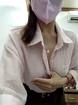 Mai phuong online show from 04-22-26, 07:37