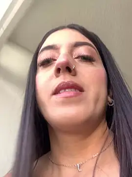 Snapshot of Electra_Pinkk chatting on 07-16-26, 01:52 Electra Pinkk online show from 07-16-26, 01:52