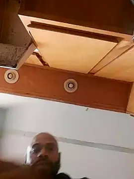 Walker 85 online show from 03-10-26, 02:37