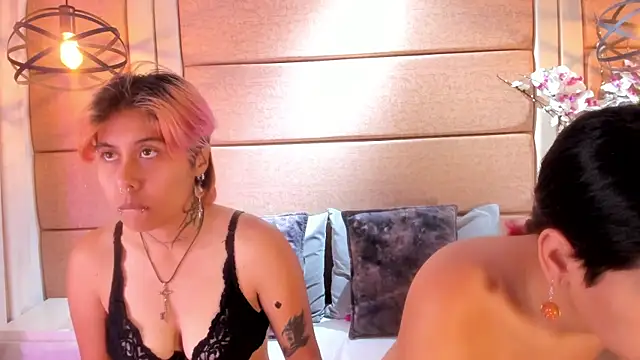 AnieAndReach online show from 04-23-26, 11:39