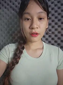 Snapshot of -Hicici- chatting on 07-25-26, 12:07 -Hicici- online show from 07-25-26, 12:07