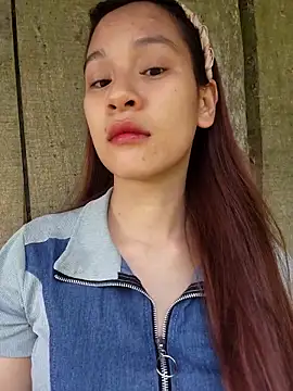 Snapshot of -Hicici- chatting on 05-07-26, 01:32 -Hicici- online show from 05-07-26, 01:32