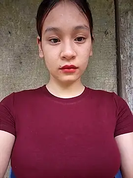 Snapshot of -Hicici- chatting on 05-24-26, 12:43 -Hicici- online show from 05-24-26, 12:43