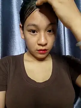 Snapshot of -Hicici- chatting on 06-10-26, 09:32 -Hicici- online show from 06-10-26, 09:32