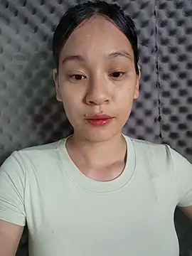 Snapshot of -Hicici- chatting on 06-25-26, 12:41 -Hicici- online show from 06-25-26, 12:41