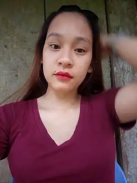 Snapshot of -Hicici- chatting on 05-24-26, 10:20 -Hicici- online show from 05-24-26, 10:20