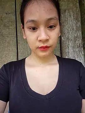 Snapshot of -Hicici- chatting on 05-21-26, 01:36 -Hicici- online show from 05-21-26, 01:36