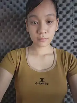 Snapshot of -Hicici- chatting on 07-23-26, 10:12 -Hicici- online show from 07-23-26, 10:12