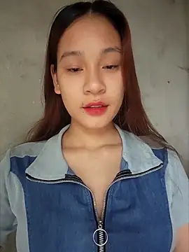Snapshot of -Hicici- chatting on 05-30-26, 12:17 -Hicici- online show from 05-30-26, 12:17