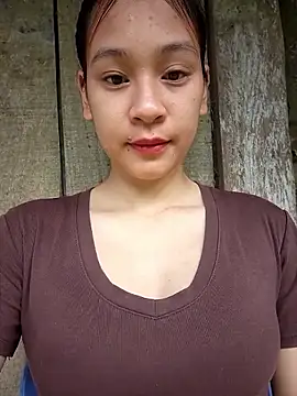 Snapshot of -Hicici- chatting on 05-15-26, 10:52 -Hicici- online show from 05-15-26, 10:52