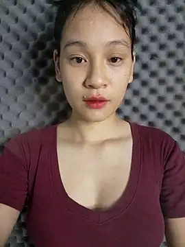 Snapshot of -Hicici- chatting on 07-15-26, 12:28 -Hicici- online show from 07-15-26, 12:28