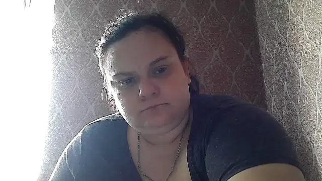 DollyGersonn online show from 06-17-26, 05:40