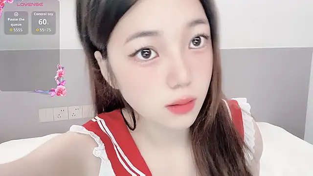 Snapshot of Lucky_zhizhi chatting on 07-28-26, 03:36 Lucky zhizhi online show from 07-28-26, 03:36